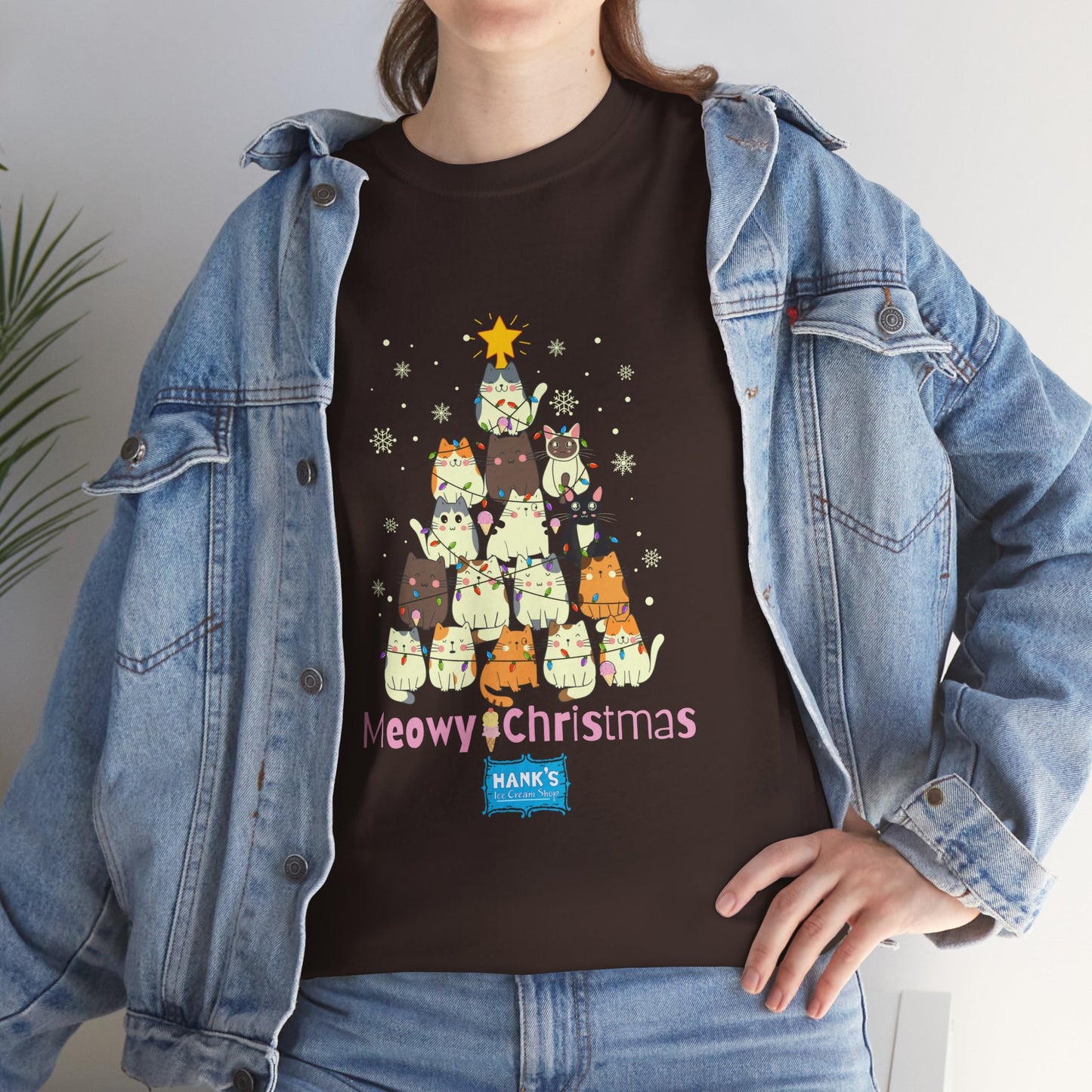 Meowy Christmas. Adult Heavy Cotton Tee