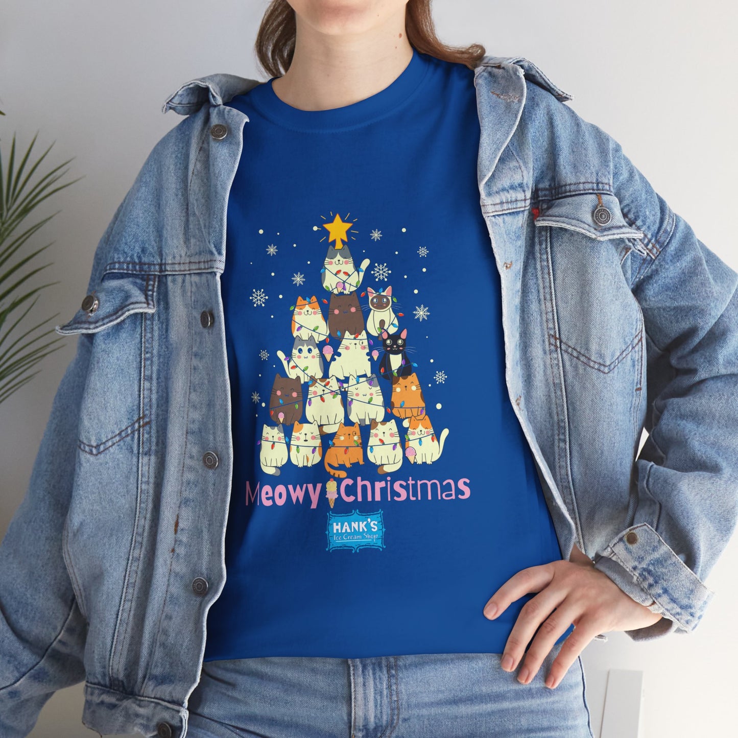 Meowy Christmas. Adult Heavy Cotton Tee